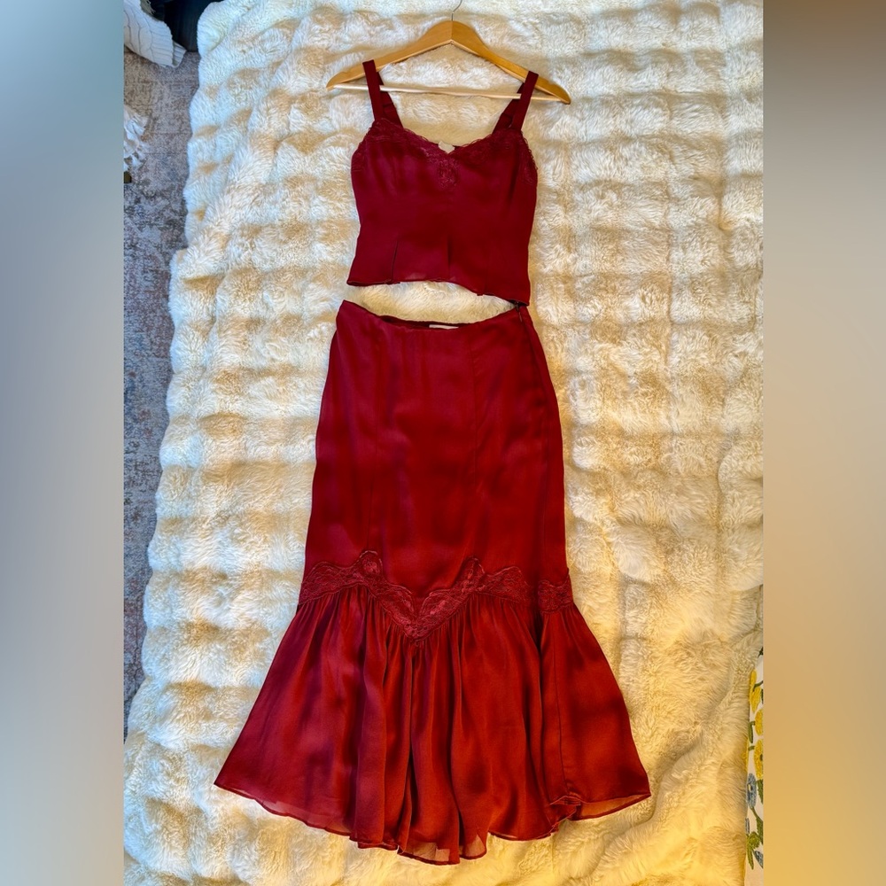 Reformation Sarita Two Piece - Chianti - Picture 8 of 16